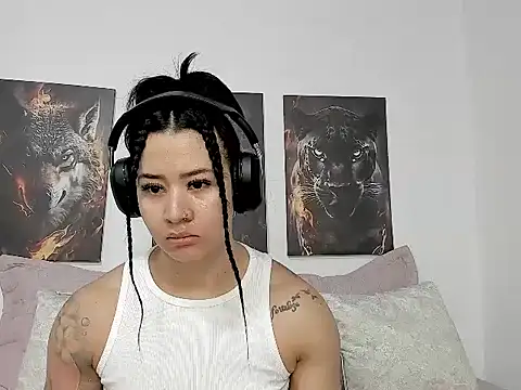 Snapshot of AngelMartinss chatting on 05/12/26, 02:23 AngelMartinss online show from 05/12/26, 02:23