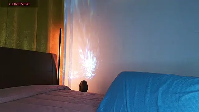 Lucaa ferrer online show from 06/06/26, 02:17