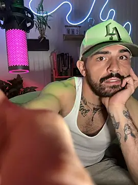 Snapshot of NickyThix chatting on 04/14/26, 04:06 NickyThix online show from 04/14/26, 04:06