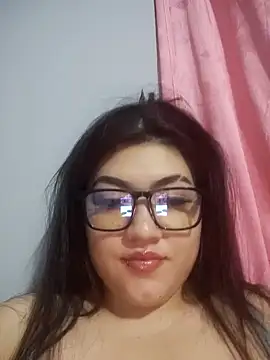 Mia2024 online show from 04/14/26, 04:06