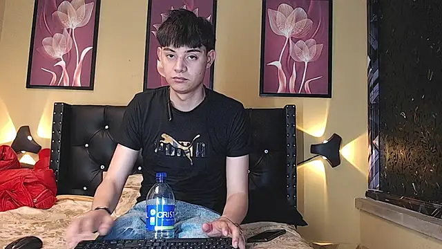 luckk  online show from 04/22/26, 04:41