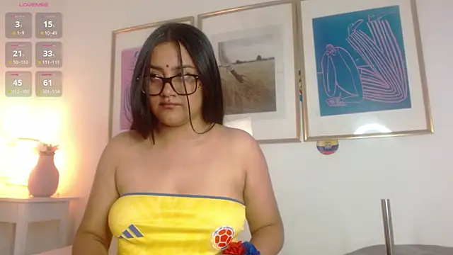 Snapshot of valka_collinss chatting on 06/27/26, 07:20 valka collinss online show from 06/27/26, 07:20