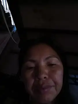 Snapshot of _sweetbabe23 chatting on 06/06/26, 02:28 sweetbabe23 online show from 06/06/26, 02:28