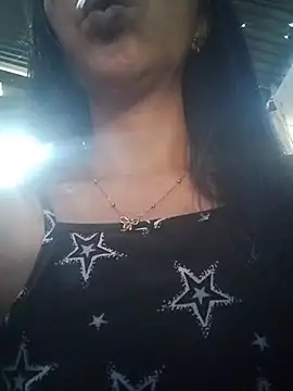 sweetbabe23 online show from 05/17/26, 10:21
