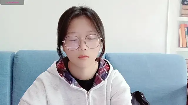 Miss-ping online show from 04/15/26, 03:23