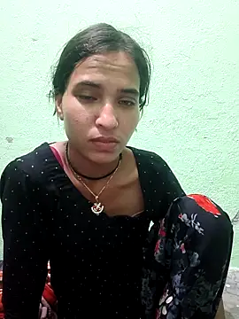 Priya7579 online show from 04/20/26, 03:13