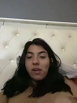 Snapshot of Stefy_sophie03 chatting on 07/05/26, 03:22 Stefy sophie03 online show from 07/05/26, 03:22