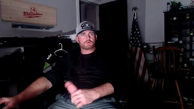 Snapshot of fallout7651 chatting on 04/14/26, 09:14 fallout7651 online show from 04/14/26, 09:14