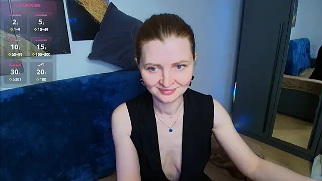 Snapshot of Liza__Evans chatting on 06/02/26, 02:22 Liza Evans online show from 06/02/26, 02:22