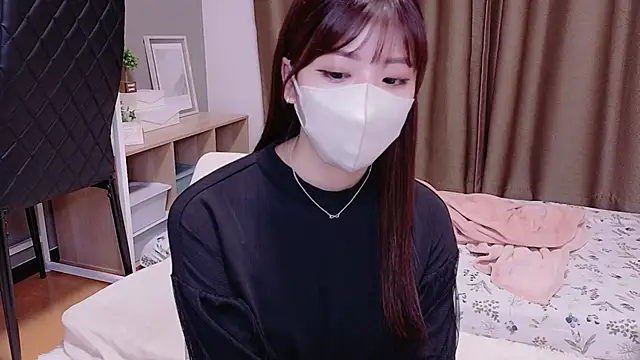 h a n a  online show from 04/22/26, 10:33