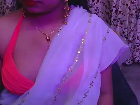 Avni-kumarii online show from 04/21/26, 04:52