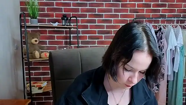 NancyyMitchell online show from 04/25/26, 01:36