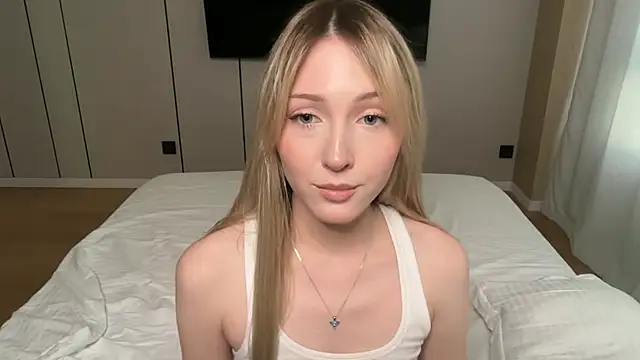 Kattie Petite online show from 05/29/26, 04:35
