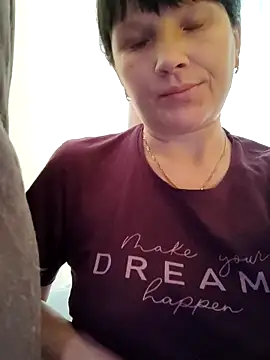 Snapshot of AlexaShiny_ chatting on 04/15/26, 08:42 AlexaShiny online show from 04/15/26, 08:42