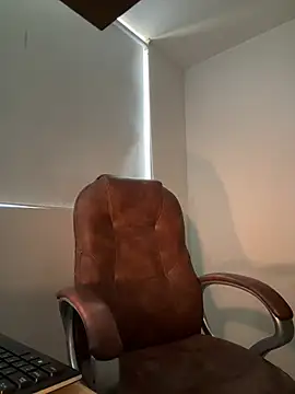 Snapshot of Ryan_Black3 chatting on 04/25/26, 05:10 Ryan Black3 online show from 04/25/26, 05:10