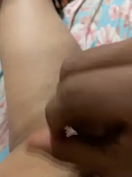 Snapshot of picanervosa04 chatting on 04/14/26, 02:44 picanervosa04 online show from 04/14/26, 02:44