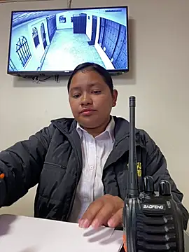 VANNESA SECURITY online show from 04/14/26, 02:33