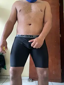 parrudobear online show from 04/15/26, 10:21