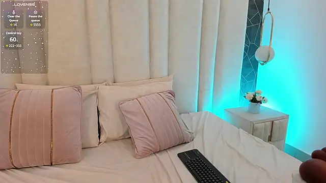 im miaadoll online show from 05/25/26, 12:37