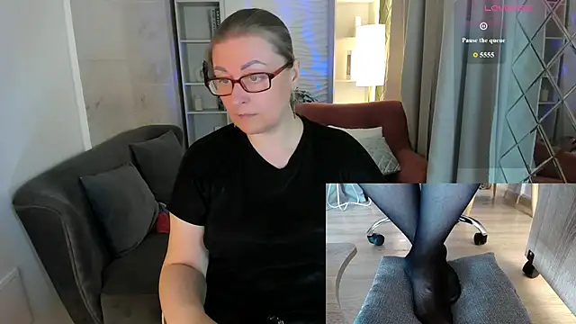 Snapshot of Alexandra_Kind chatting on 05/12/26, 01:50 Alexandra Kind online show from 05/12/26, 01:50