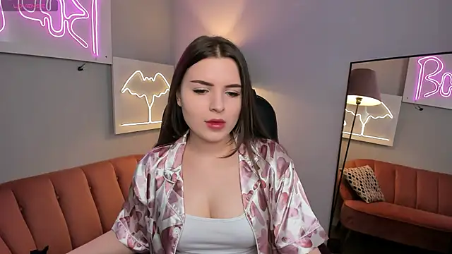 AliceLiador  online show from 05/18/26, 02:22
