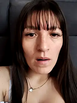 Snapshot of tina_sussy chatting on 05/09/26, 01:14 tina sussy online show from 05/09/26, 01:14