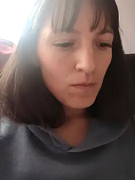 Snapshot of tina_sussy chatting on 04/28/26, 03:49 tina sussy online show from 04/28/26, 03:49