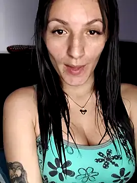 Snapshot of tina_sussy chatting on 05/31/26, 08:09 tina sussy online show from 05/31/26, 08:09