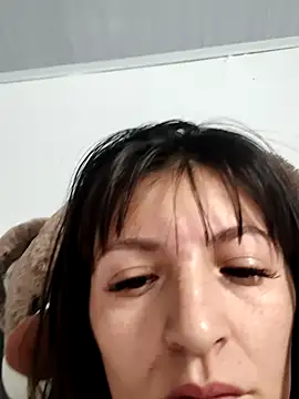 Snapshot of tina_sussy chatting on 05/11/26, 12:06 tina sussy online show from 05/11/26, 12:06