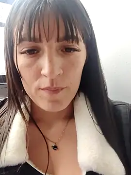 Snapshot of tina_sussy chatting on 04/18/26, 07:58 tina sussy online show from 04/18/26, 07:58