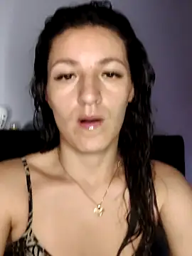 Snapshot of tina_sussy chatting on 06/04/26, 12:21 tina sussy online show from 06/04/26, 12:21