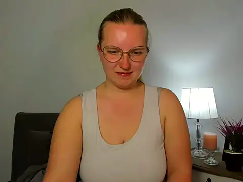RoseTeacherX online show from 04/28/26, 05:28
