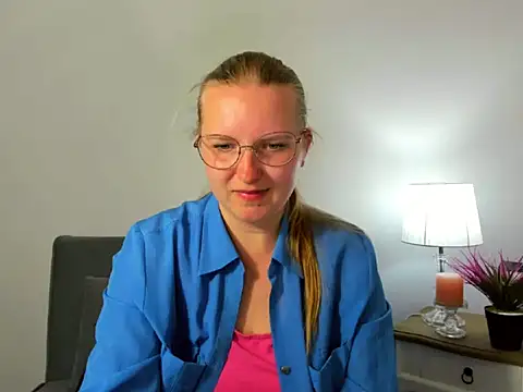 RoseTeacherX online show from 04/30/26, 05:20