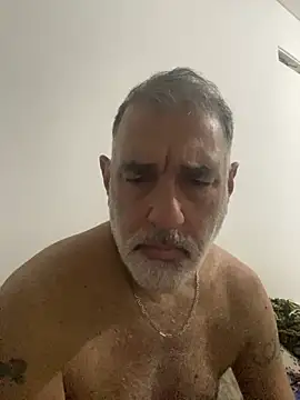 Snapshot of Calamar70 chatting on 04/14/26, 11:54 Calamar70 online show from 04/14/26, 11:54