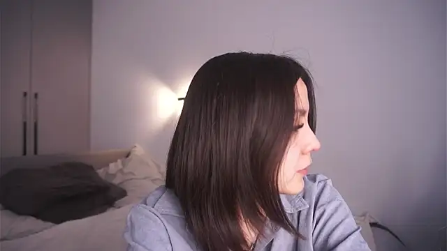 ElviraGounder online show from 05/02/26, 06:07