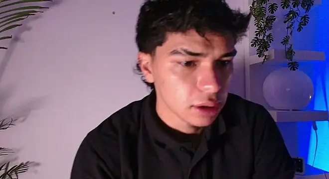 andyypalmer  online show from 04/18/26, 06:05