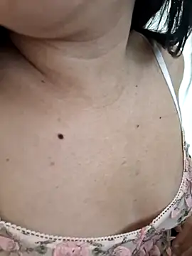 euahotmarii3 online show from 07/15/26, 06:31