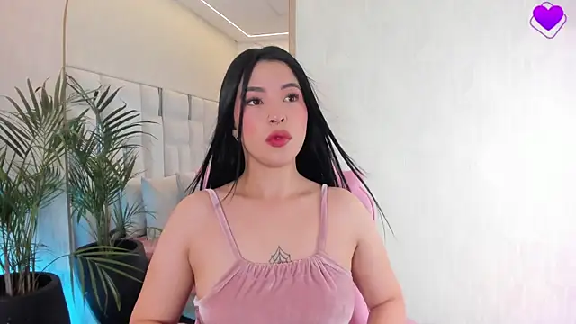 imnikaa  online show from 06/02/26, 01:11