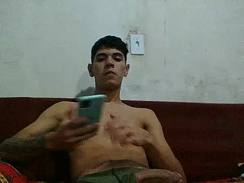 Kisandrel online show from 04/18/26, 02:41