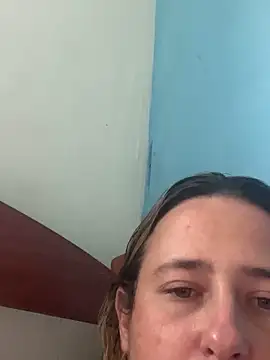 Snapshot of lolitaloira2 chatting on 04/15/26, 07:58 lolitaloira2 online show from 04/15/26, 07:58