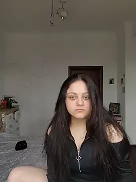  Mikky lil  online show from 04/21/26, 11:28