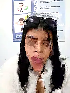 Snapshot of SOFIA-11_ chatting on 04/30/26, 10:25 SOFIA-11 online show from 04/30/26, 10:25