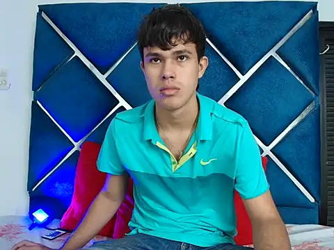 EdwinBoys online show from 05/01/26, 01:38