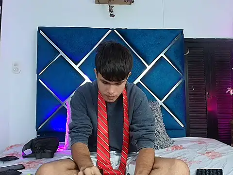 EdwinBoys online show from 04/18/26, 12:51