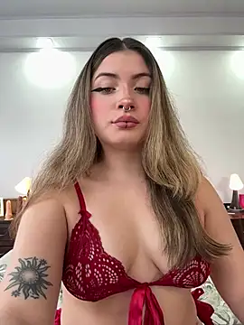 Snapshot of juanitablue chatting on 05/15/26, 04:16 juanitablue online show from 05/15/26, 04:16