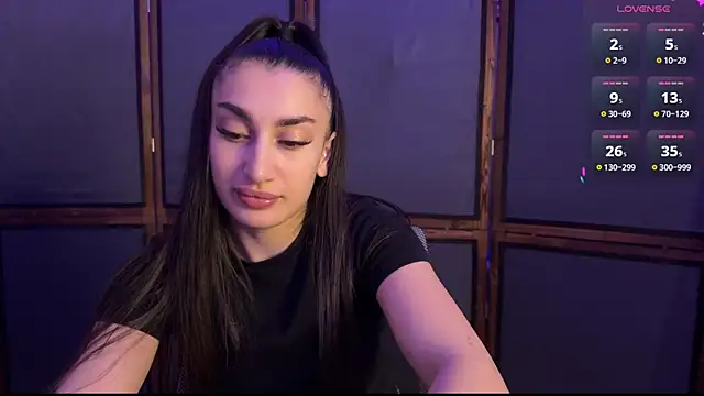 Snapshot of MyNaomi chatting on 06/25/26, 09:31 MyNaomi online show from 06/25/26, 09:31