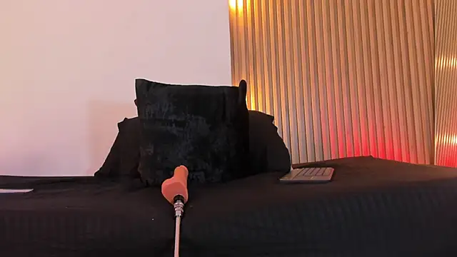Violeta queen1 online show from 06/03/26, 02:33