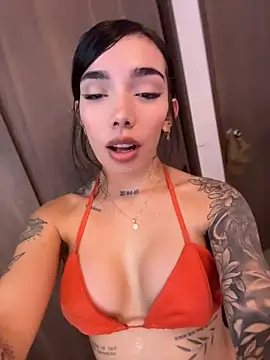 milasantana  online show from 07/14/26, 09:54