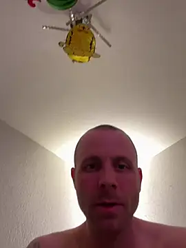 sisaxxxx online show from 04/14/26, 10:04