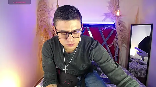Nickk 21  online show from 05/09/26, 01:36